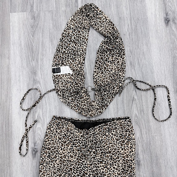 Chic Leopard Print Set - Picture 2 of 2